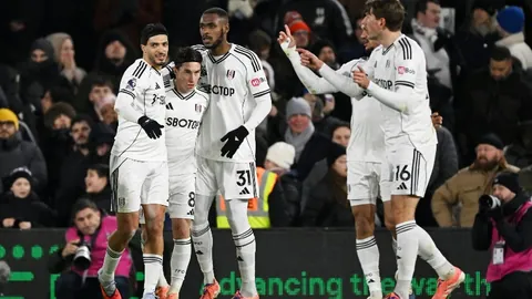 曼联切尔西1-1握手言和，B费点球制胜，凯塞多远射得分